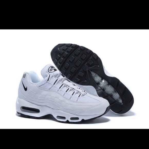 Air max shoes - Picture 1 of 1